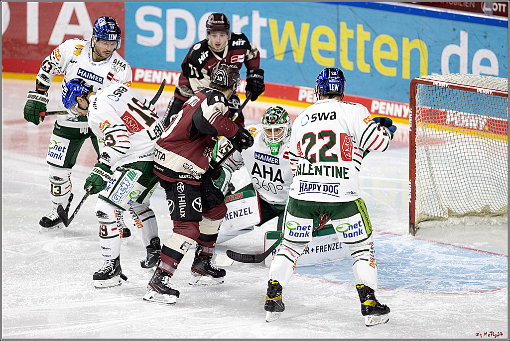 PENNY DEL;  Koelner Haie - Augsburger Panther; Koeln, 05.04.2021